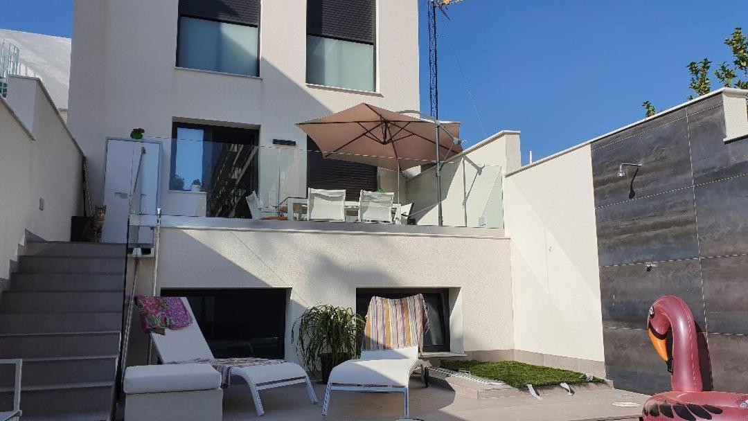 Chalet Con Piscina Privada En La Urb. De Puerto Rey Los Amarguillos Eksteriør bilde